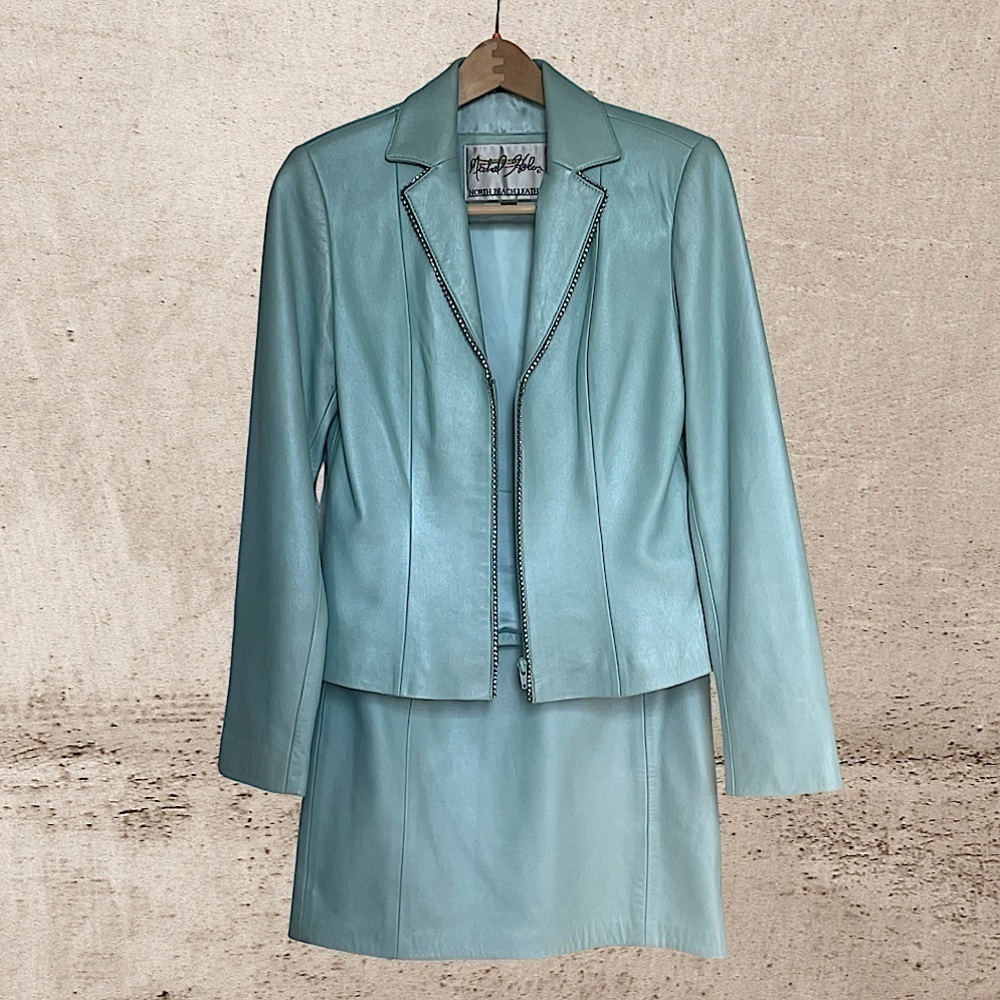 π
ΊNORTH Beach Leather Pearl Blue Jacket & Skirt Set.